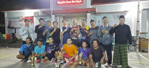 Jalin Silaturahim,Kades Medalkrisna Gelar Turnamen Badminton