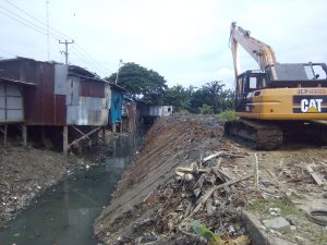 Proyek Normalisasi Kali Terhambat Bangunan Liar