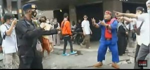 Viral..!!! Jawara Vs Brimob Hendak Saling Adu Jotos