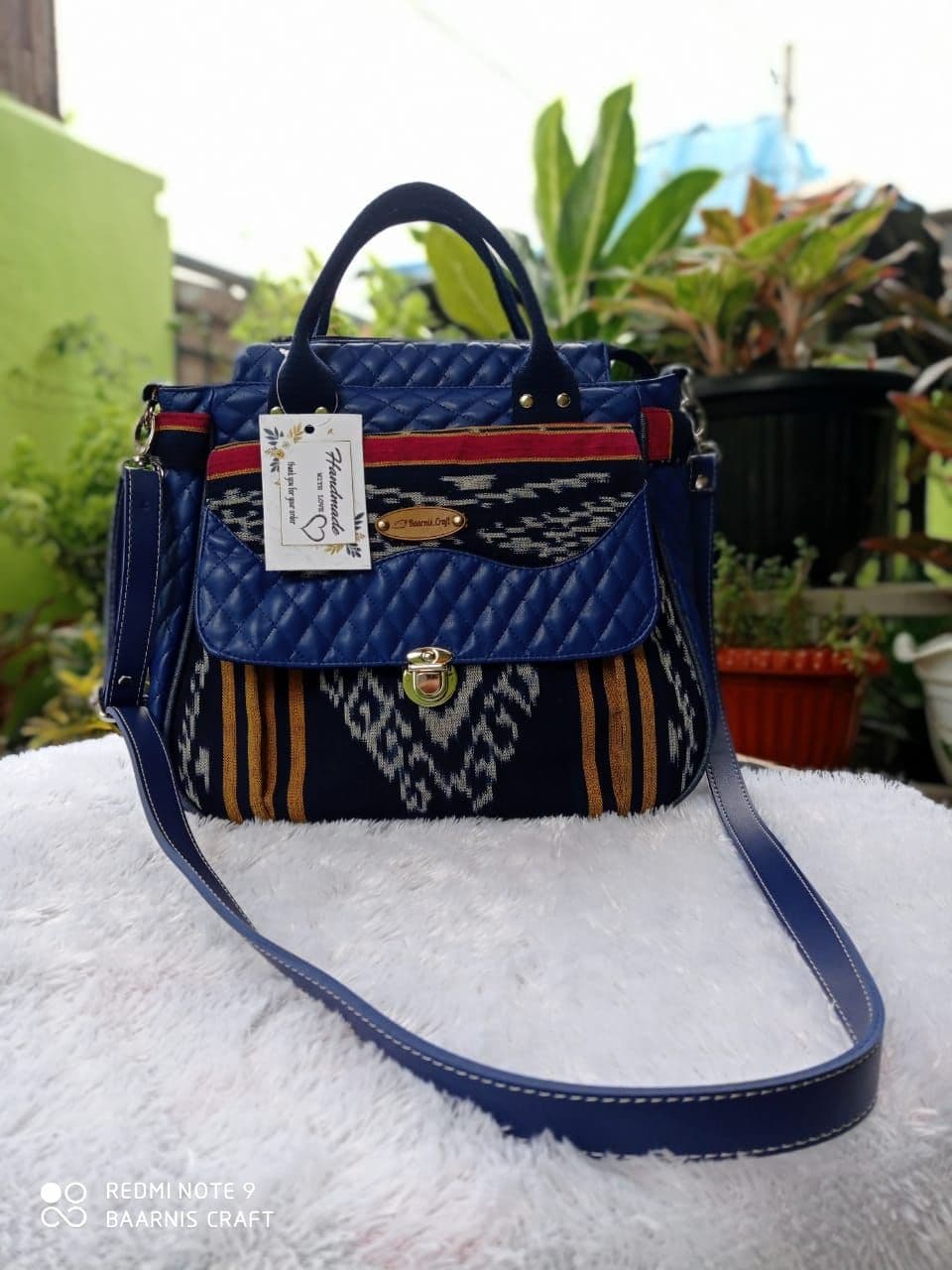 Tas Handmade Buatan Baarnis _Craft Merambah Luar Pulau Jawa 1 Tas Handmade Buatan Baarnis _Craft Merambah Luar Pulau Jawa 1