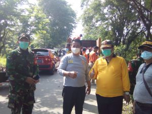 Antisipasi Banjir, Muspika Tambun Utara Bersama Dinas LH Angkut Belasan Ton Sampah Di Sejumlah Titik
