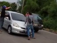 Penangkapan Terduga Pelaku Kejahatan Di Pintu Tol Pasir Koja Bandung Berjalan Dramatis