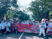 Ratusan Tenaga Honorer Fayankes Asal Kabupaten Bekasi Geruduk Kantor Gubernur Jabar