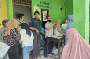 Dibantu TKSK Dan PSM, PT Pos Indonesia Salurkan BPNT Dan Dana Kompensasi BBM