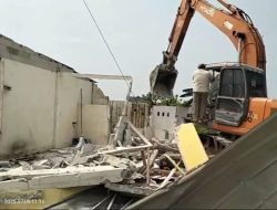 Ratusan Bangunan Liar Di Pulo Timaha Babelan Dibongkar