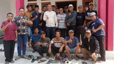 Panitia Pilkades Satria Mekar Sambangi Kediaman H. Abdul Rohman, S.H Bakal Calon Kepala Desa
